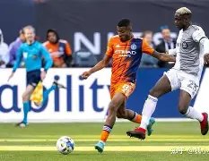 斯卡马卡父,在罗马基地,内破坏多辆,中欧登录入口,中欧平台,中欧注册网址,中欧app,中欧官网,中欧网站,中欧网页版